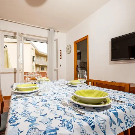 Διαμέρισμα Coral Beachside